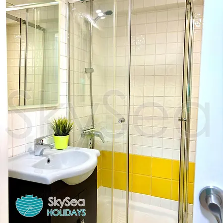 Skysea Holidays Centro *